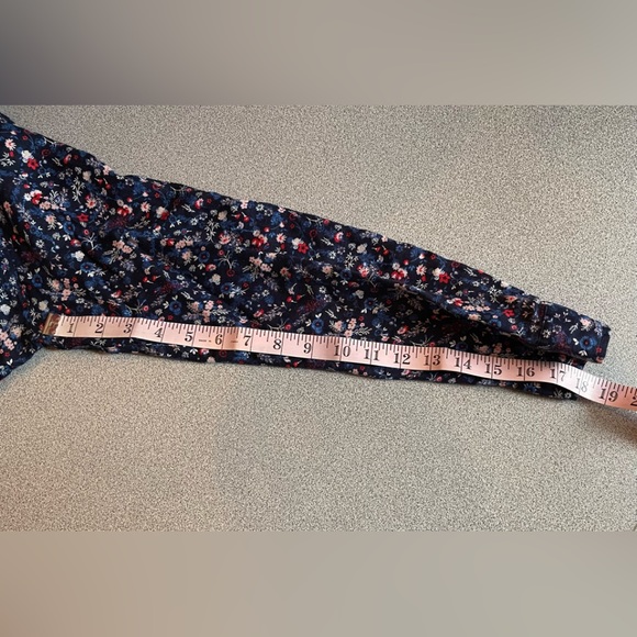 Contemporaine By Simons Floral Button Up Linen Shirt Size Medium - Picture 11 of 11